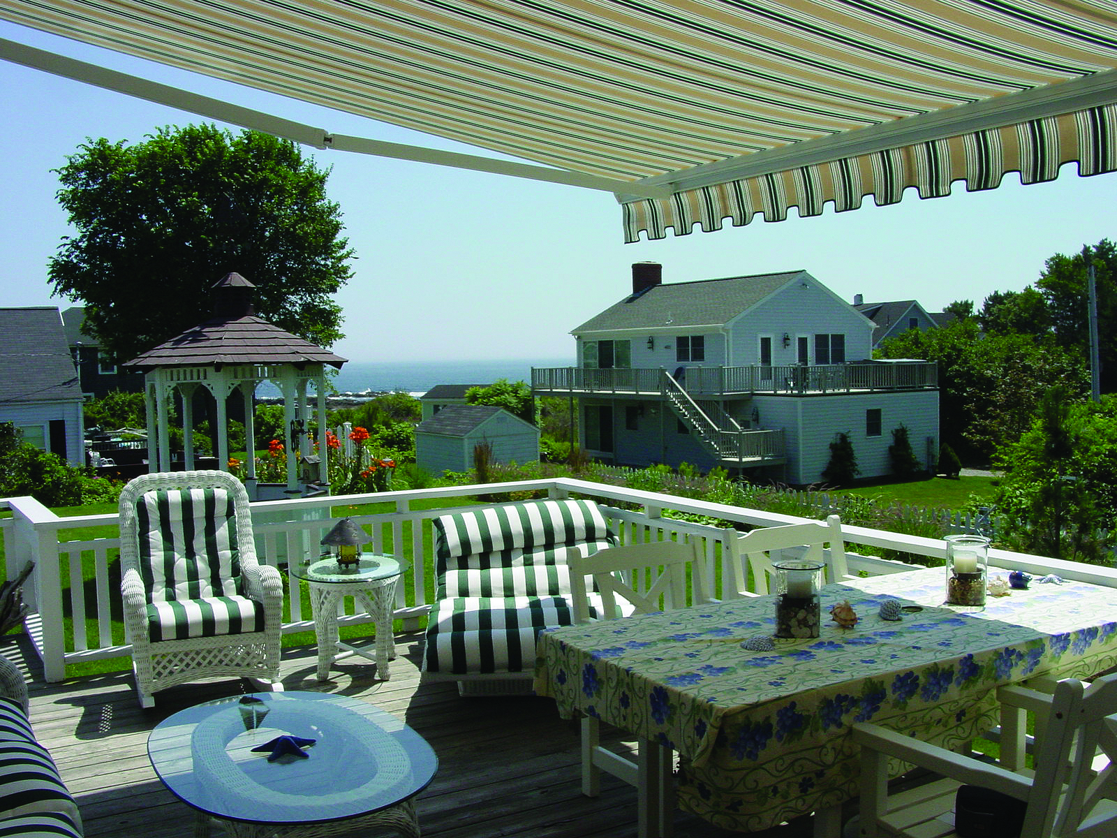 Future Guard Retractable Awning